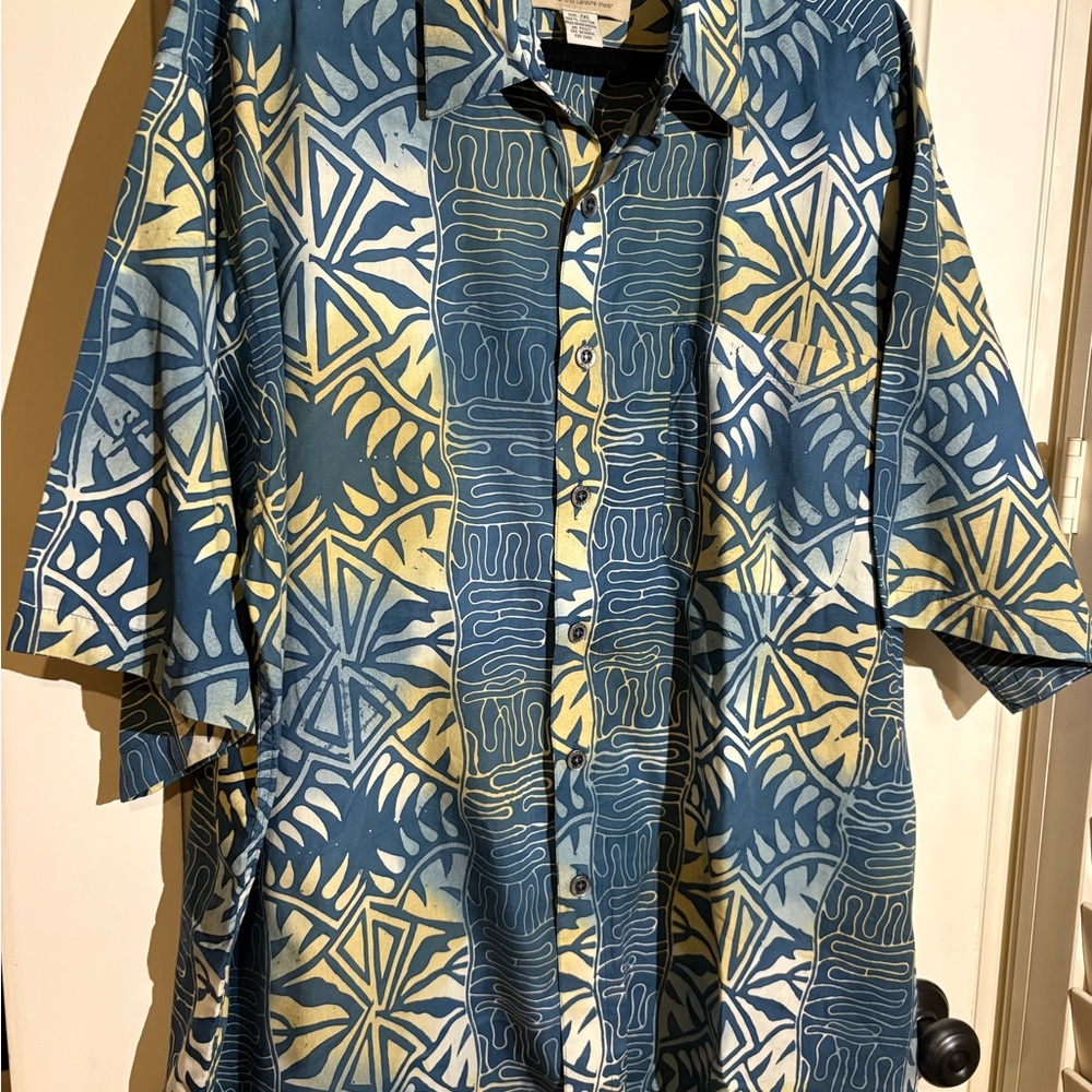 Stylish Men's Button Down Shirt - Blue and Yellow Abstract Design